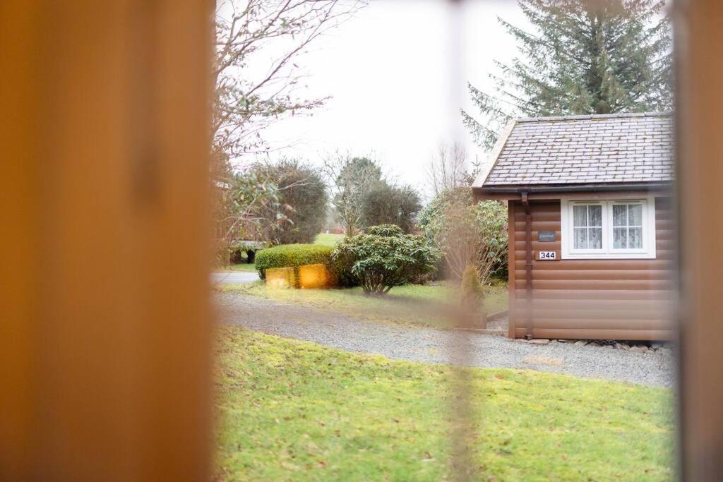 Cozy Norwegian Style Log Cabin In Rural Snowdonia - 2 Bedrooms & Parking By Seren Short Stays Ffestiniog 外观 照片